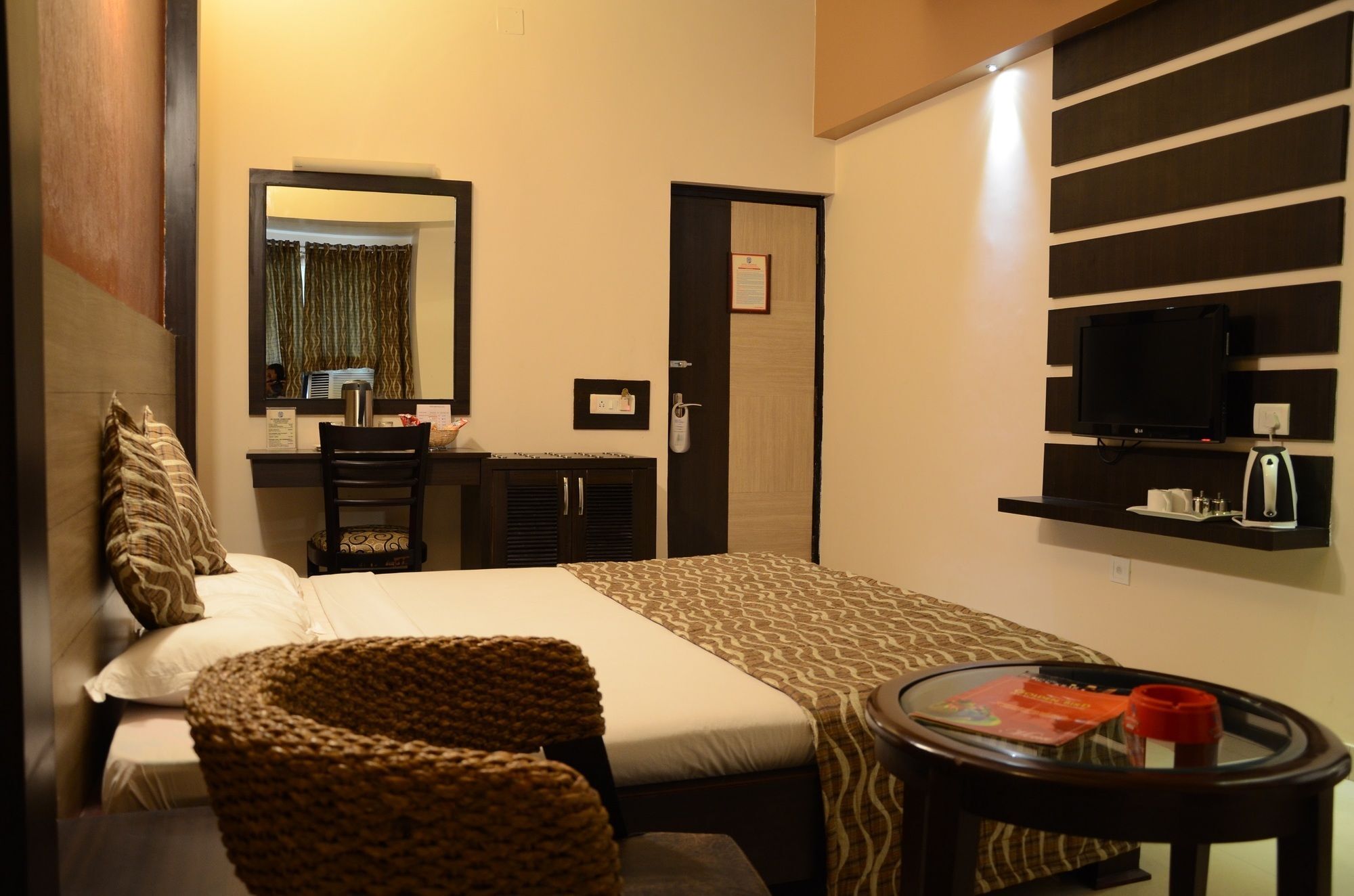 Hotel Pushpak Bhubaneswar Exterior foto